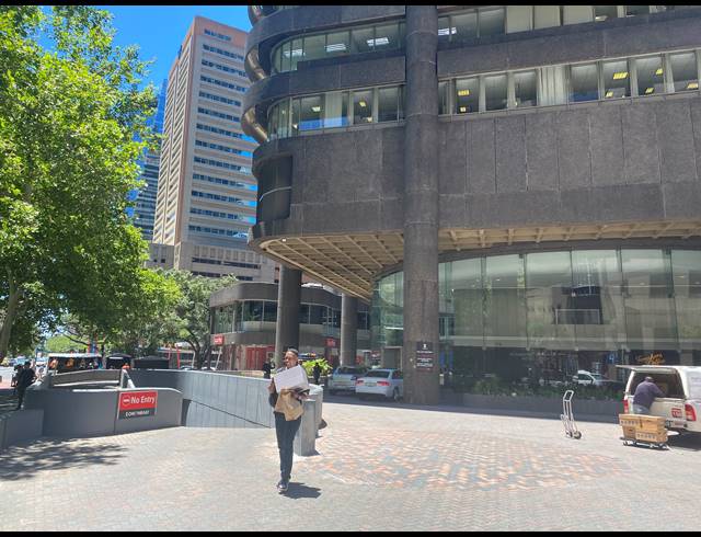 250M² OFFICE TO LET IN CAPE TOWN CITY CENTRE